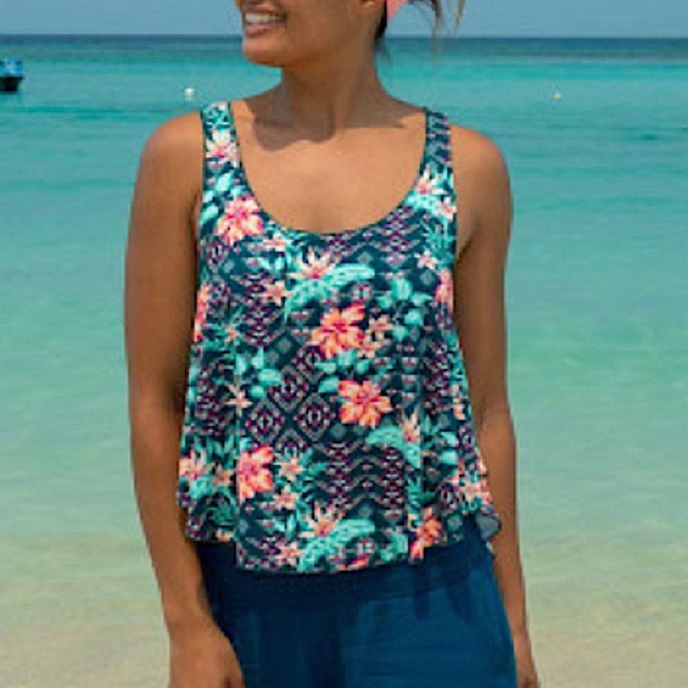 SALT LIFE Summer of 43 Tropical Flowy Tank Top M